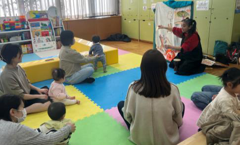 おはなしのとびら